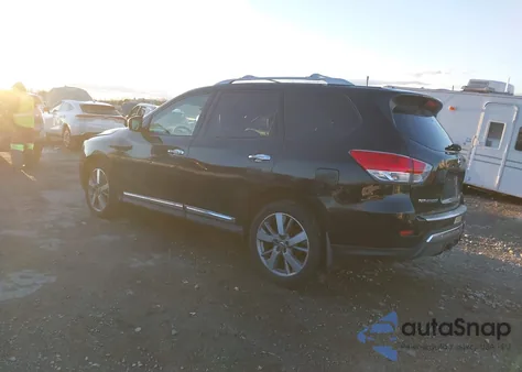 2014 Nissan Pathfinder Platinum z USA, uszkodzony, nr VIN 5N1AR2MM8EC701356
